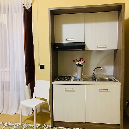 Fratelli Clemente And Hotel