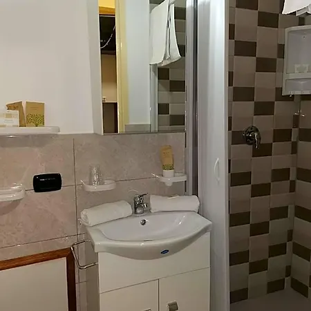 Hotel Fratelli Clemente And 3*