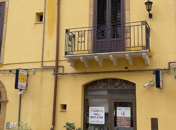 Ξενοδοχείο Fratelli Clemente And 3*